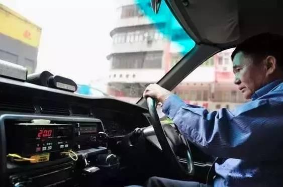 韩国人驾国产车视频,韩国人驾驶国产车视频走红网络