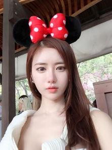 国产美女主播流白浆视频,国产美女主播的性感魅力瞬间